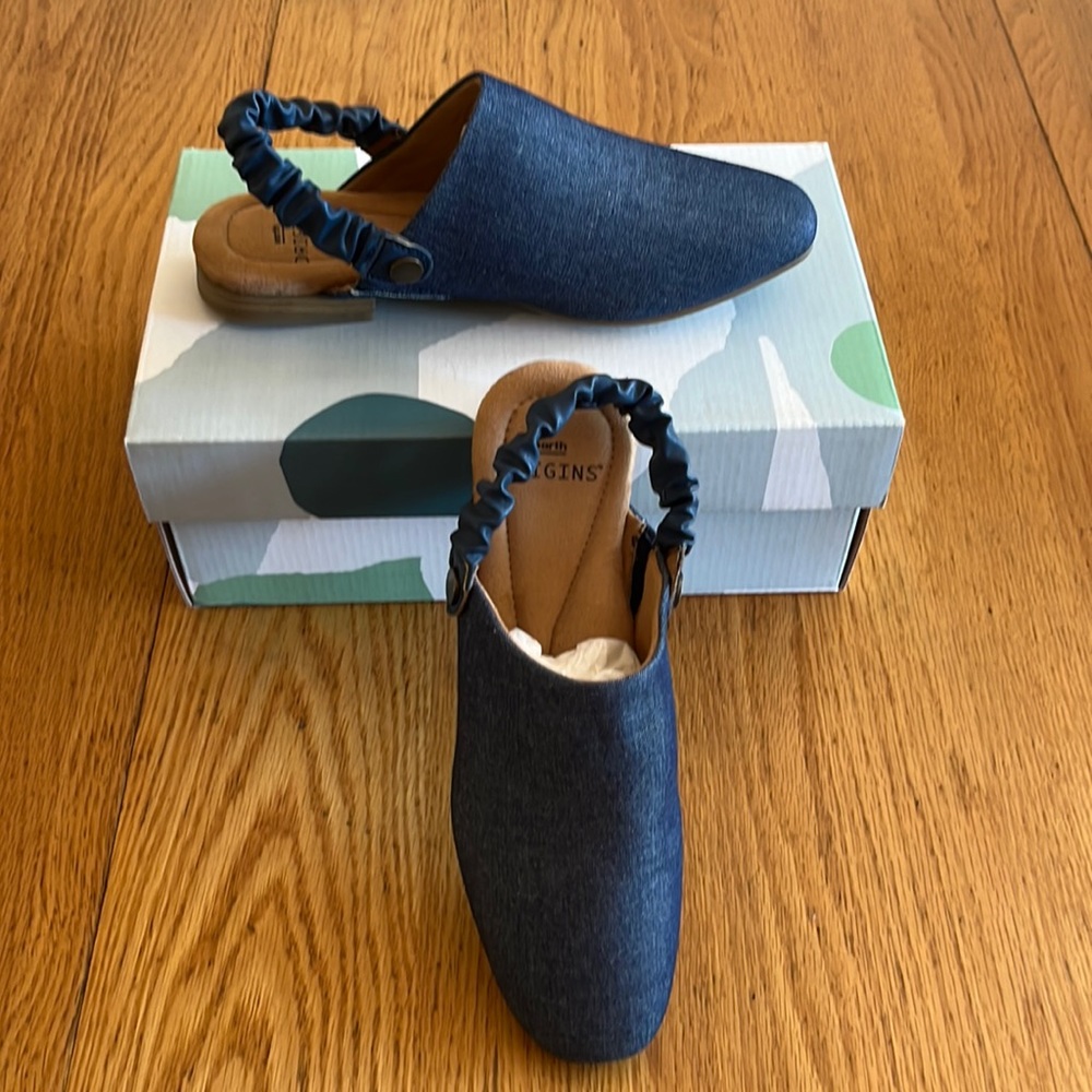Earth Origins Denim Convertible Shoes